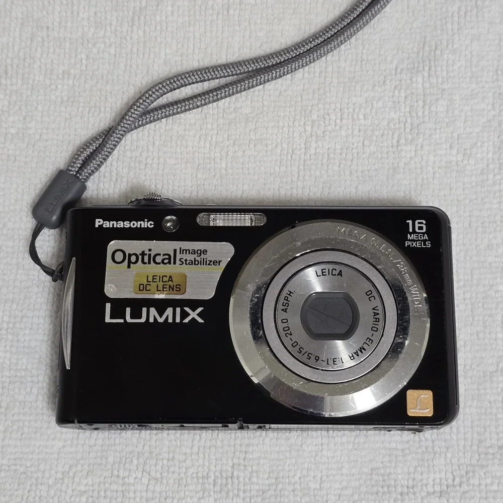 Panasonic LUMIX DMC-FH5 Compact Digital camera Black Works BUT READ‎